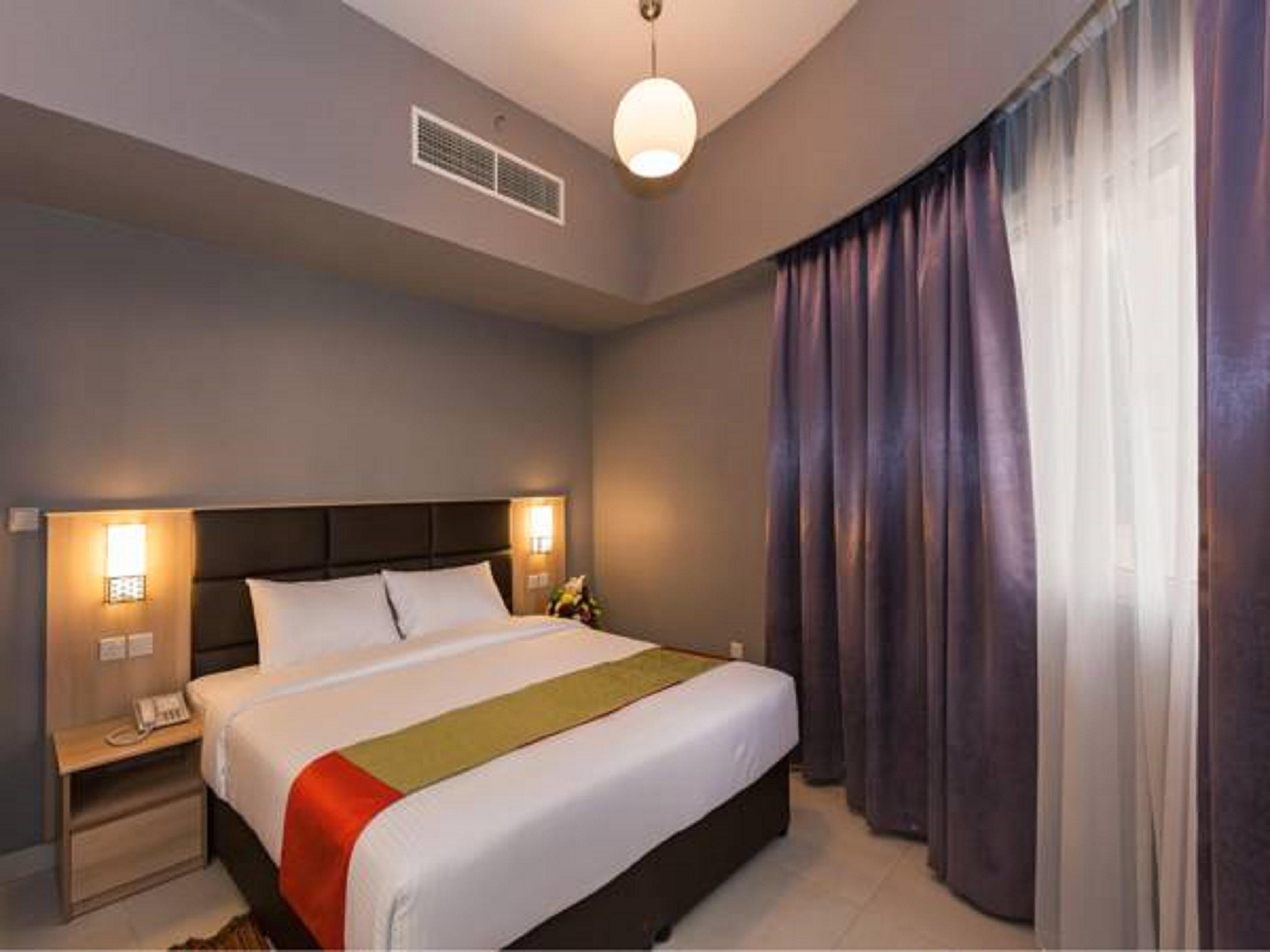 Florida Square Hotel Dubai Exteriör bild
