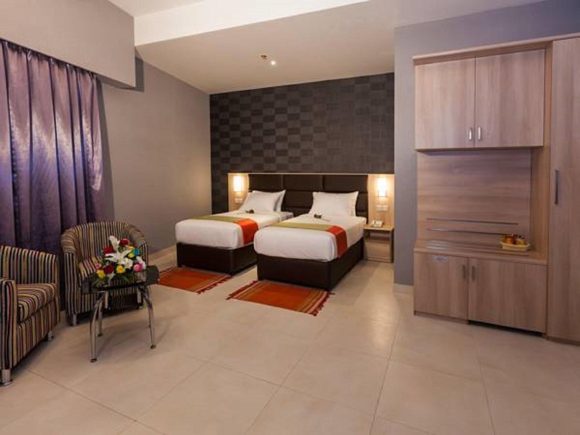 Florida Square Hotel Dubai Exteriör bild