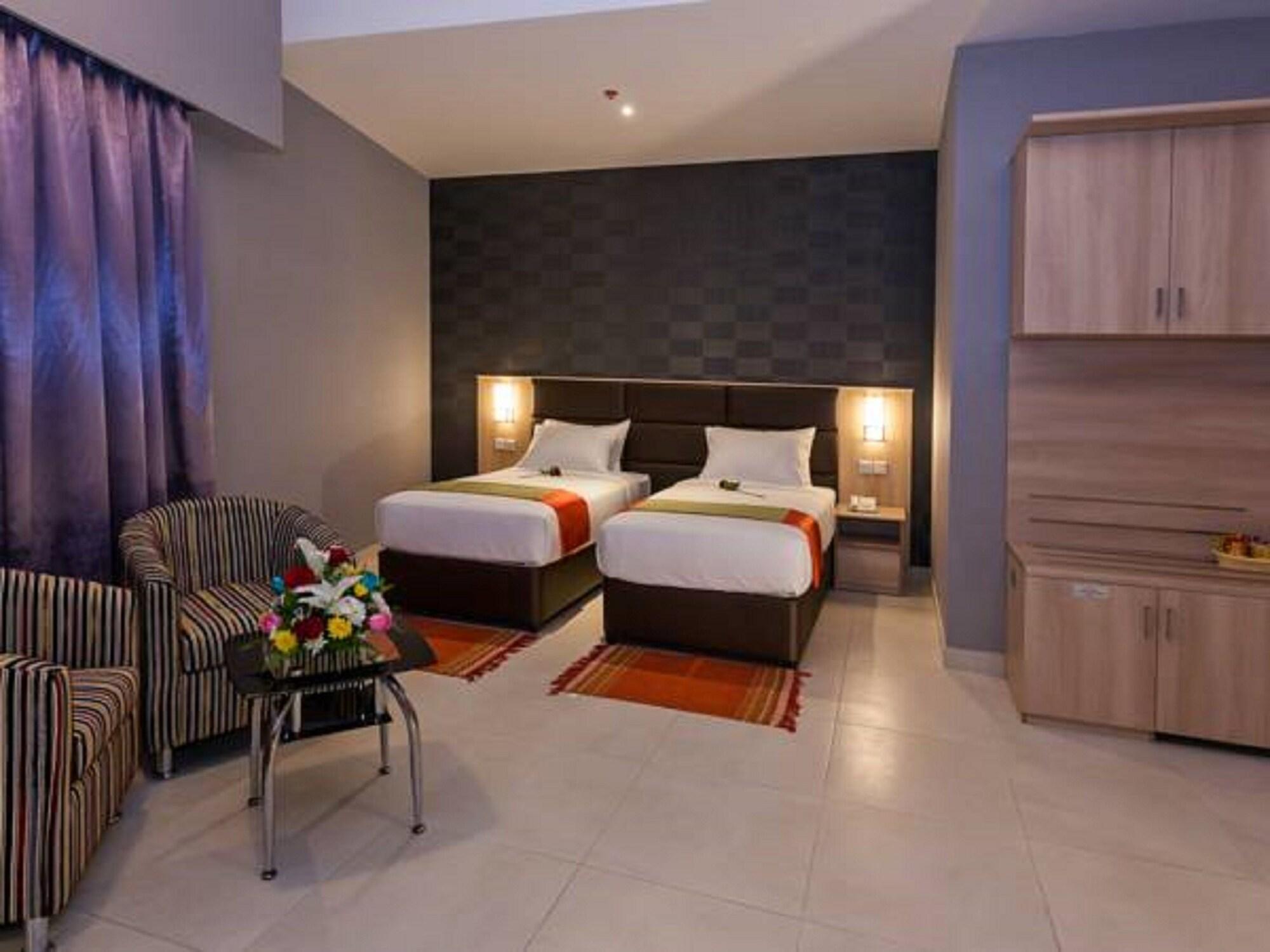 Florida Square Hotel Dubai Exteriör bild